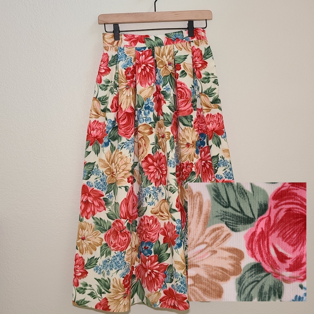 Vintage Corduroy Pleated Cottage Flowers Midi ILGWU skirt